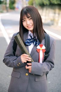 3分前まで女子○校生!~2024年~卒業式直後にガチナンパ!生まれて初めての素股体験!クリトリスがデカチンと擦れ合って我慢出来ずにヌルっと生挿入!そのまま人生初の生中だし!!