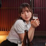 出張先で僕をダメにするキス魔な後輩女子と涎ダラダラ相部屋NTR 呼吸を奪われ接吻スパイダー騎乗位で唾液まみれ溺れイキ 五日市芽依