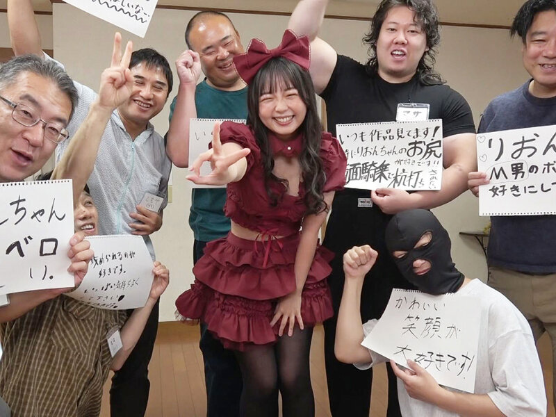 第1回おじさんでもキモ男でもみんな大好き!半中半外&射精後チ○ポ生膣グリグリ感謝祭 泉りおん
