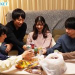 「女1人で参加したのが間違いでした…」 宅飲みで同級生達に廻された女子大生。 さくらわかな