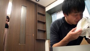 「おばさんの私が下着を盗まれるなんて…」5 自分を女として見てくれるというだけで人妻は発情してしまうので本当チョロい