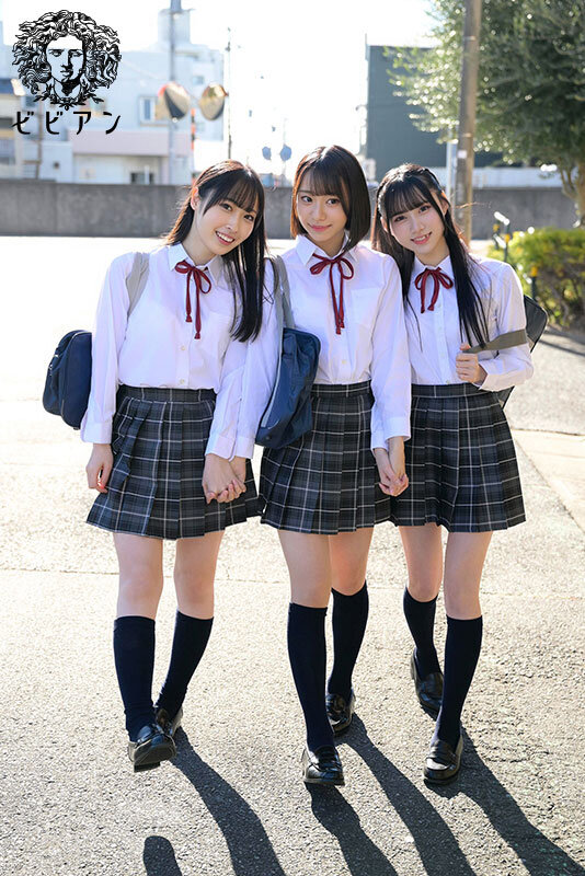 百合妄想していた女子たちの間にまさか私が挟まれるなんて… 推しカップルにW小悪魔挟み撃ちで悶絶レズイキさせられる妄想レズハーレム 赤名いと 天然美月 ゆめ莉りか