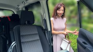 【アラフィフ奥様の夢叶えます】むっつりドスケベ熟女 溢れる性欲を抑えきれず青臭い童貞を筆おろし＆3Pハードファックでガチイキかけ中出しぶっかけスペシャル！！