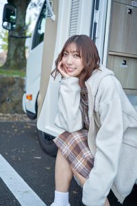 麻倉まりながキャンピングカーに乗ってファンに会いに行きます！！/麻倉まりな