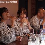 密着セックス ～夫の上司と夫の居ない温泉旅行で酒と不貞に溺れた私～ 上羽絢