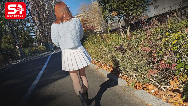 隣に住む可愛いすぎる女子大生がまさかの記憶喪失!?「俺が彼氏なんだよ!!」と信じ込ませ性欲の限りヤリ放題!! 未歩なな