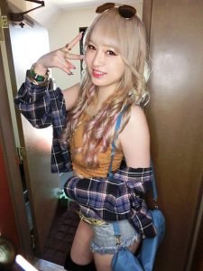 巨乳エロ白ギャル潮吹きビッチ生SEX 浜辺みさと