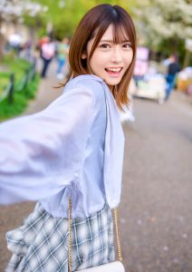 マチアプちゃん！美少女レイヤーが都会で理性オフモード！ハメを外して想定外の中出しエッチ（あかり 22歳 美容専門学生）