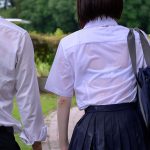 突然の大雨…濡れ透けNTR いつもJ●彼女を送ってさよならする田舎の終着駅で知らない中年オヤジのチ●ポの虜になっているなんて… 水卜さくら