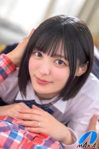 甘えん坊女子校生新妻と子作り中出し性活 虹村ゆみ
