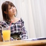 某AV女優の妹ちゃん お姉ちゃんにはナイショでデビュー！ 長濱もも