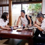 幼い頃から世話になったふた回り上の中年おじさんと毎日30分間の濃密な入浴と性交 架乃ゆら