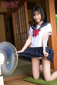 性に目覚めた田舎の姪っ子は濡れて食い込む幼いワレメをゆっくりと叔父に擦り付ける… 青葉はる