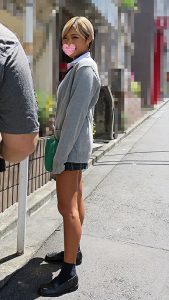 「マジでキモい、臭いんだけど」超ナマイキな黒ギャルパイパンに制裁鬼ピストンザーメン子宮から溢れるまで無限中出し腰ケイレンさせイキまくる驚愕6Pセックス
