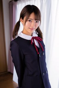 放課後の蒸れた姪っ子マ○コに中出し 東條なつ