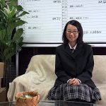 関西素人初撮り！！学費を稼ぐため、AV面接に来た関西弁の●校卒業したての超マジメっ娘を即SEX、そしてじゃまなマン毛を剃っちゃいました！！ 鈴木そら（仮名）18歳