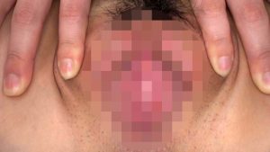 女子校生オマ○コ見せつけ手コキ 5