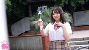 優等生J●は全裸露出狂だった 4名収録