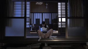 限りなく拡がる制服少女の肛門 「私のお尻の穴を拡げてください…」 前多まこ