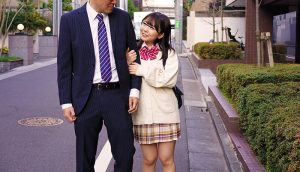 授業中は他人…放課後は彼女…担任教師を虜にする生徒と不道徳行為