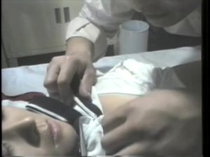 制服は卒業よ 神崎めぐみ 浅井むつみ