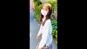 3人の裏垢女子とハメまくる！ 制服×スレンダー×爆乳のオムニバス作品