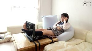 「唯一最初から大笑いする弱点の足裏を足枷で拘束して集中攻撃！」わかしラボVol.030-3 Nana