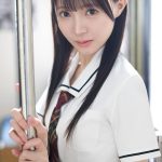 電車内で痴●されてもイカされてもお漏らししても声を我慢することしかできない’やめて’が言えない制服美少女 林芽依